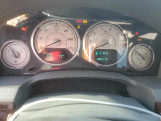 2A4RR5D18AR212899 - 2010 CHRYSLER TOWN & COU TOURING WHITE photo 9