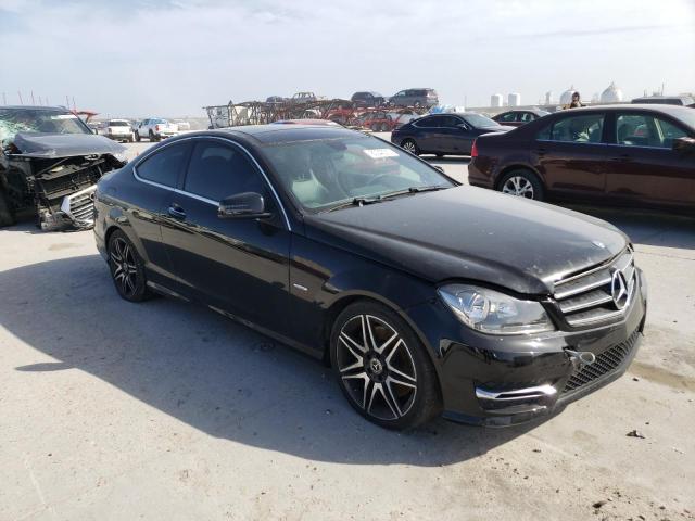 WDDGJ4HB2EG266746 - 2014 MERCEDES-BENZ C 250 BLACK photo 4