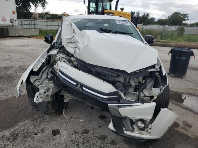 JA4AP3AU3JZ024092 - 2018 MITSUBISHI OUTLANDER SPORT ES თეთრი ფოტო 5