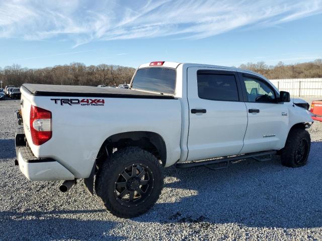 5TFDY5F18GX503493 - 2016 TOYOTA TUNDRA CREWMAX SR5 WHITE photo 3