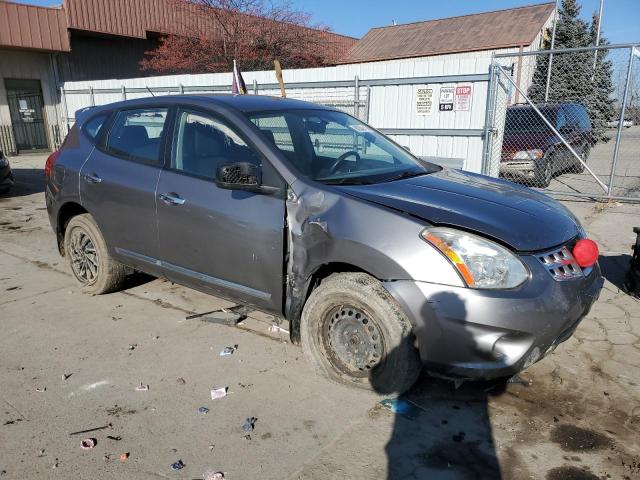 JN8AS5MT5DW554982 - 2013 NISSAN ROGUE S SILVER photo 4