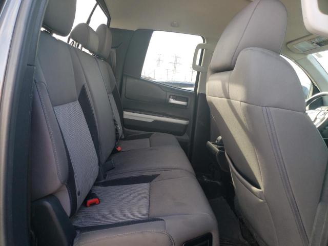 5TFUW5F16FX446781 - 2015 TOYOTA TUNDRA DOUBLE CAB SR/SR5 GRAY photo 10