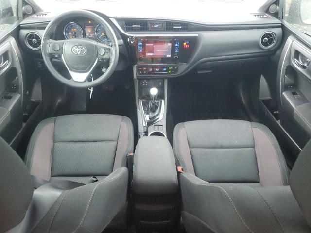 5YFBURHE5KP943060 - 2019 TOYOTA COROLLA L 银色 照片 8