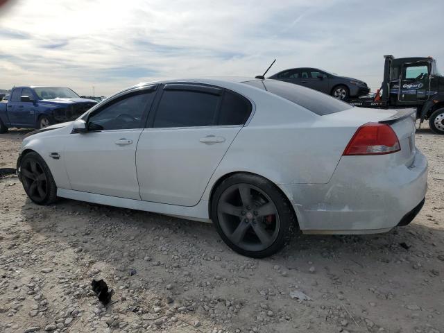 6G2ER57739L227312 - 2009 PONTIAC G8 WHITE photo 2