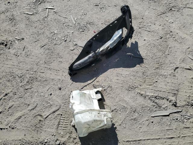 5NPE34AF2GH282064 - 2016 HYUNDAI SONATA SPORT WHITE photo 12