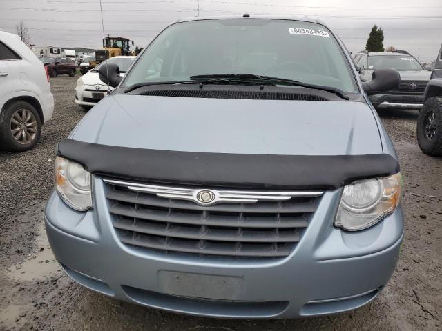 1A4GP44R96B613932 - 2006 CHRYSLER TOWN & COU LX BLUE photo 5