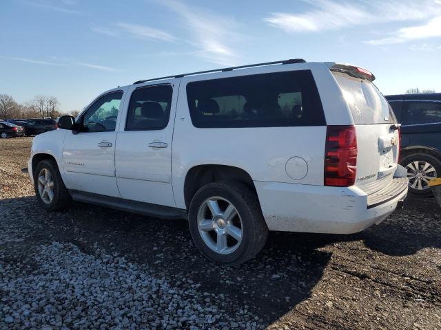 1GNFC16J27R271775 - 2007 CHEVROLET SUBURBAN C1500 WHITE photo 2