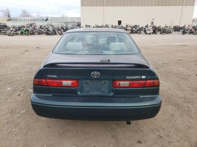 4T1BG22K2WU383712 - 1998 TOYOTA CAMRY CE GREEN photo 6