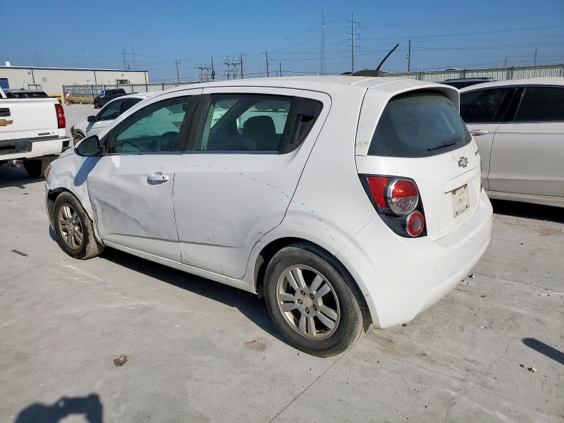 1G1JC6SH3G4114507 - 2016 CHEVROLET SONIC LT 白色 照片 2