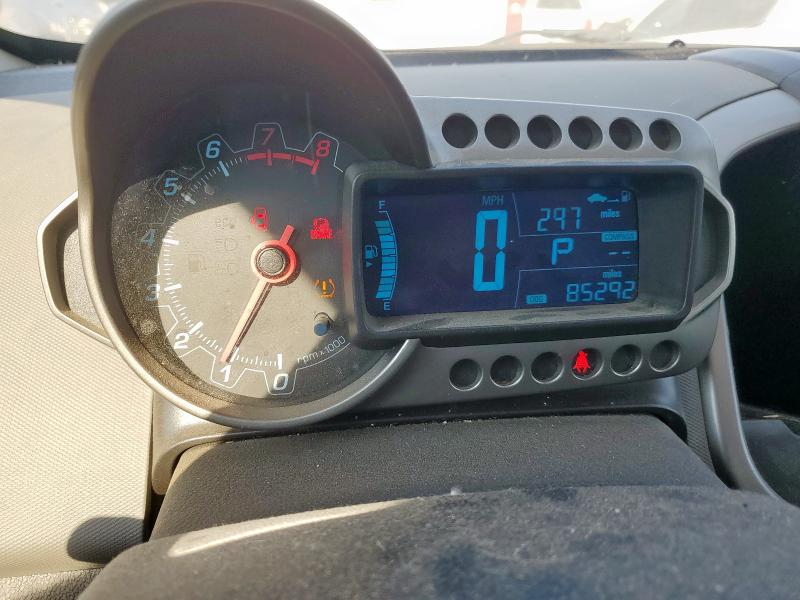 1G1JC6SH3G4114507 - 2016 CHEVROLET SONIC LT 白色 照片 9