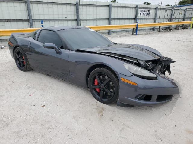 1G1YE2DW9B5104256 - 2011 CHEVROLET CORVETTE GRAY photo 4