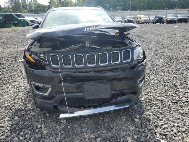3C4NJDCB2JT266969 - 2018 JEEP COMPASS LIMITED Черный фото 5