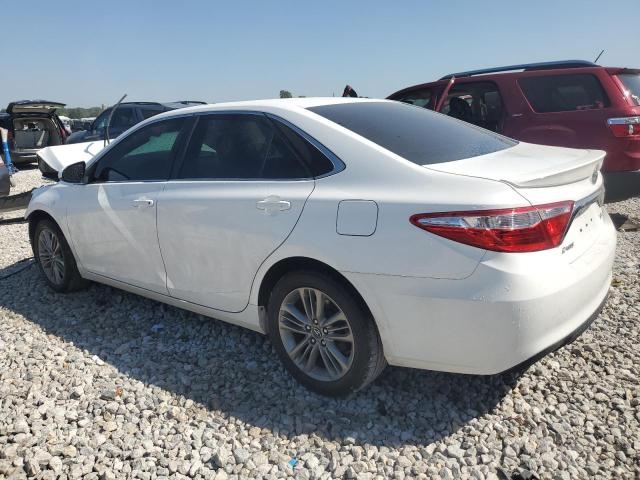 4T1BF1FK1GU231395 - 2016 TOYOTA CAMRY LE WHITE photo 2