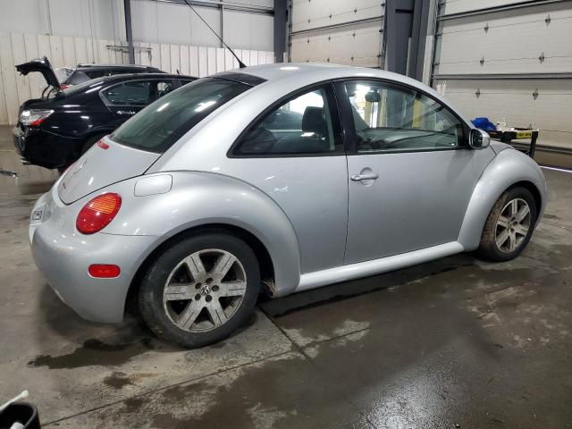 3VWCD31C05M418328 - 2005 VOLKSWAGEN NEW BEETLE GLS Gümüş foto 3