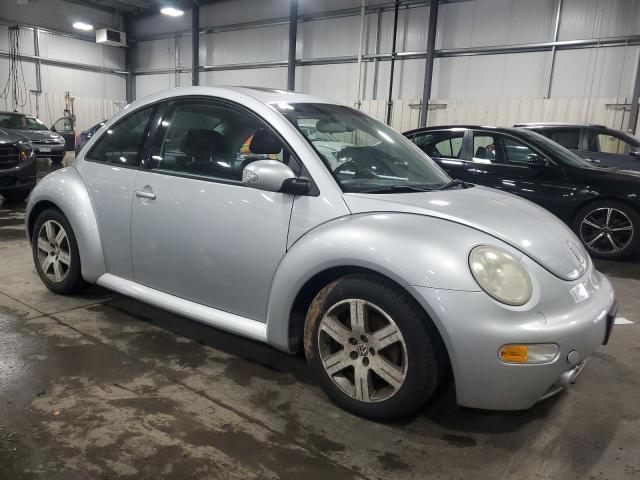 3VWCD31C05M418328 - 2005 VOLKSWAGEN NEW BEETLE GLS Gümüş foto 4