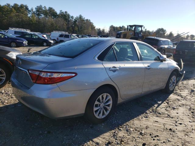 4T4BF1FKXFR484834 - 2015 TOYOTA CAMRY LE SILVER photo 3