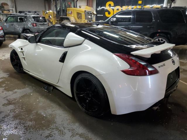 JN1AZ44E09M404822 - 2009 NISSAN 370Z WHITE photo 2