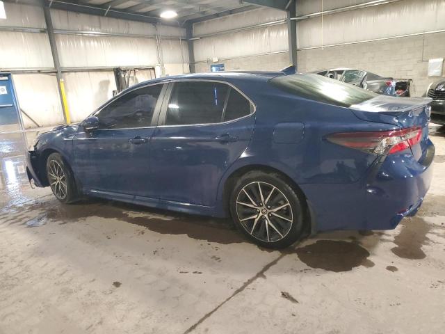 4T1T11AKXPU124873 - 2023 TOYOTA CAMRY SE NIGHT SHADE BLUE photo 2