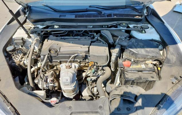 19UUB1F50JA001117 - 2018 ACURA TLX TECH WHITE photo 11