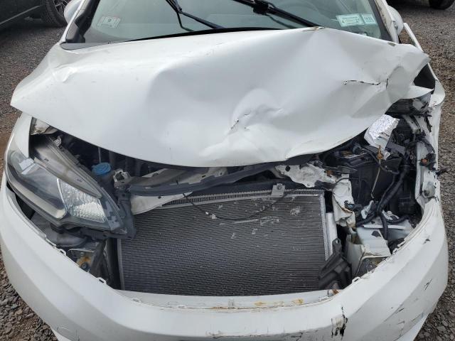 3HGGK5H53FM726495 - 2015 HONDA FIT LX WHITE photo 12