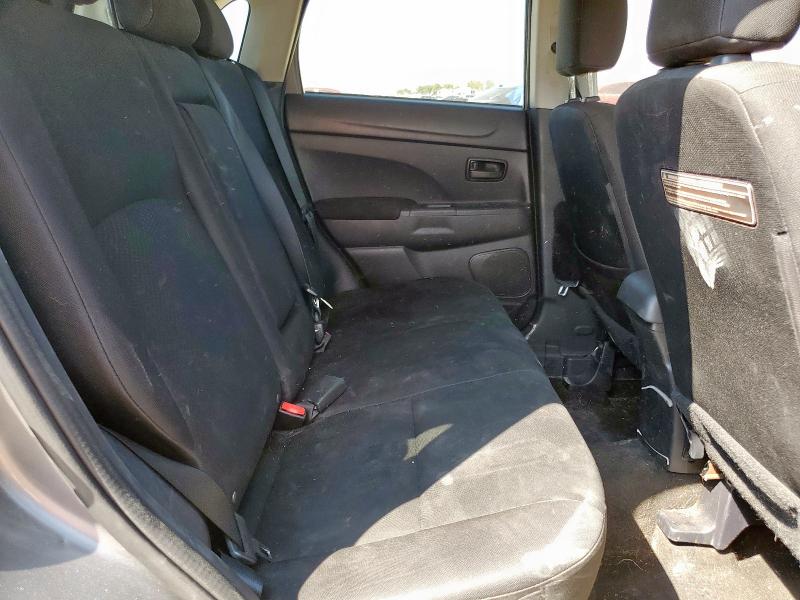 4A4AP3AU7FE042494 - 2015 MITSUBISHI OUTLANDER SPORT ES Արծաթագույն լուսանկար 10