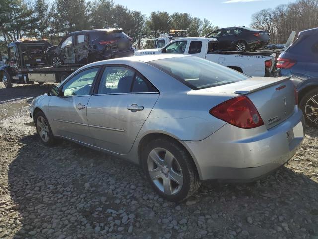 1G2ZG58B474253805 - 2007 PONTIAC G6 BASE SILVER photo 2