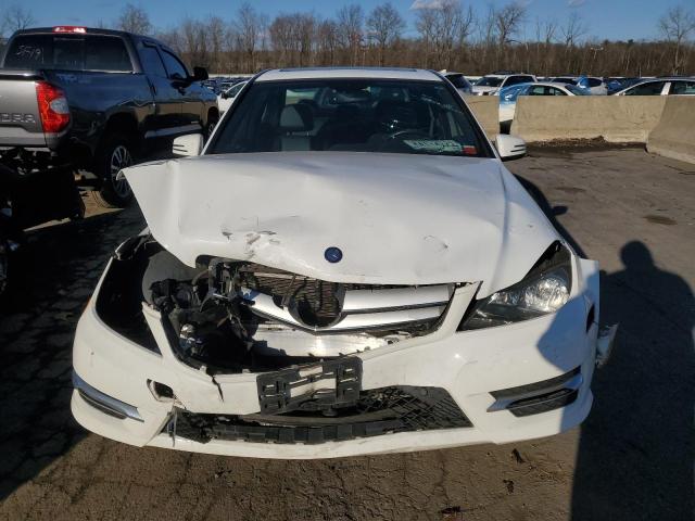 WDDGF8AB7DR245073 - 2013 MERCEDES-BENZ C 300 4MATIC WHITE photo 5