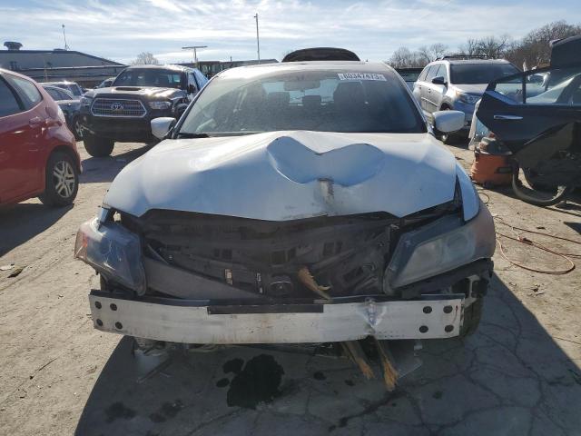 19VDE1F36DE013240 - 2013 ACURA ILX 20 WHITE photo 5