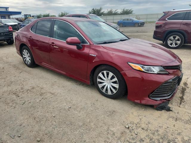 4T1C31AK1LU524938 - 2020 TOYOTA CAMRY LE RED photo 4