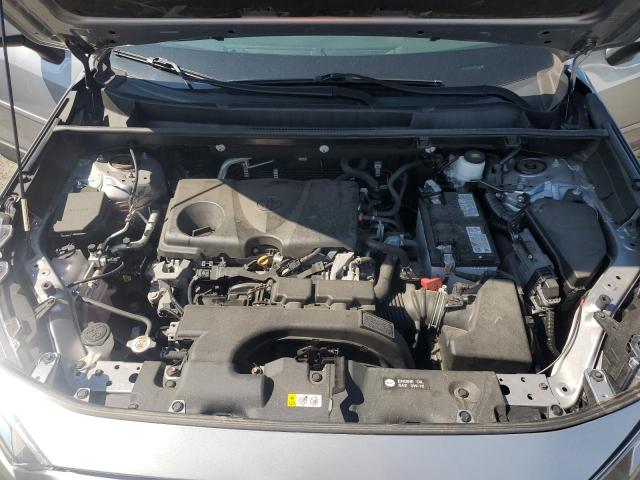 2T3P1RFV9MC229685 - 2021 TOYOTA RAV4 XLE SILVER photo 11