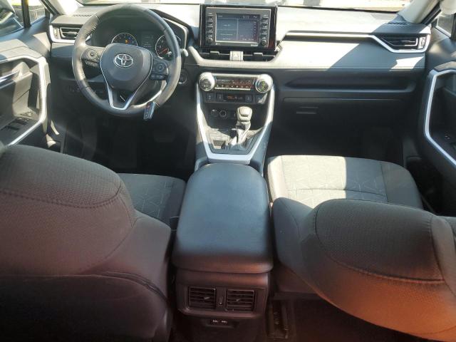 2T3P1RFV9MC229685 - 2021 TOYOTA RAV4 XLE SILVER photo 8