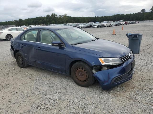 3VWDX7AJ7DM440438 - 2013 VOLKSWAGEN JETTA SE BLUE photo 4