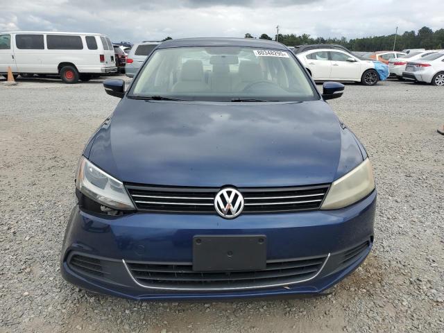 3VWDX7AJ7DM440438 - 2013 VOLKSWAGEN JETTA SE BLUE photo 5
