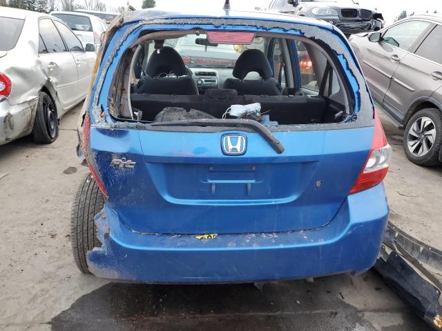 JHMGD38497S047813 - 2007 HONDA FIT BLUE photo 6