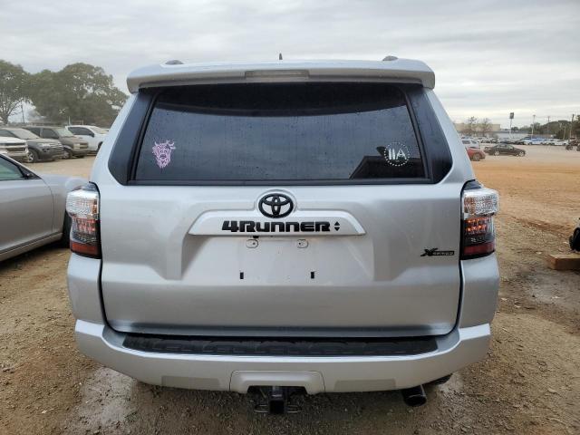 JTEEU5JR8R5307027 - 2024 TOYOTA 4RUNNER SR5 SILVER photo 6