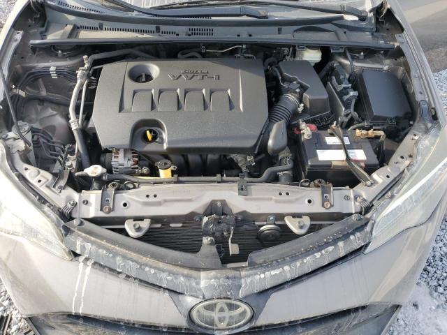 5YFBURHE3JP777572 - 2018 TOYOTA COROLLA L 灰色 照片 11