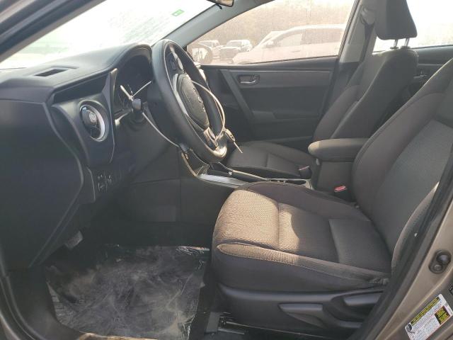 5YFBURHE3JP777572 - 2018 TOYOTA COROLLA L 灰色 照片 7