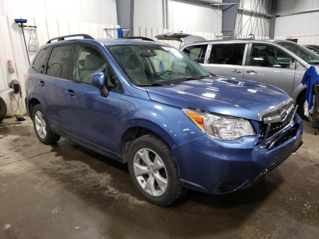 JF2SJADC0GH442337 - 2016 SUBARU FORESTER 2.5I PREMIUM BLUE photo 4