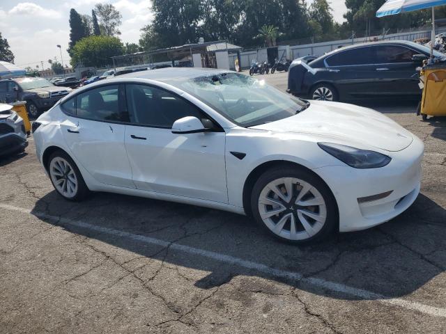 5YJ3E1EA5NF361951 - 2022 TESLA MODEL 3 Blanco foto 4