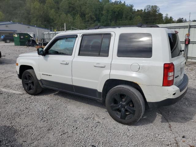 1C4NJRBBXFD394047 - 2015 JEEP PATRIOT SPORT WHITE photo 2