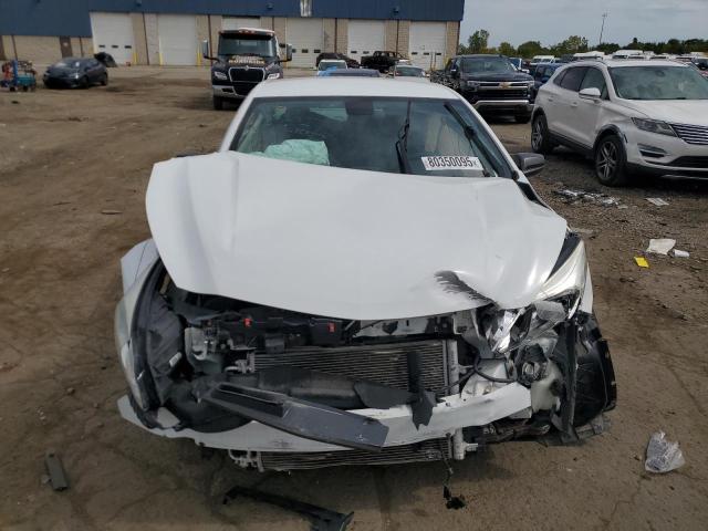 1G11B5SL2EF145296 - 2014 CHEVROLET MALIBU LS თეთრი ფოტო 5