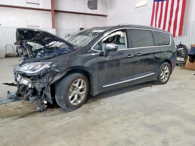 2017 CHRYSLER PACIFICA LIMITED, 