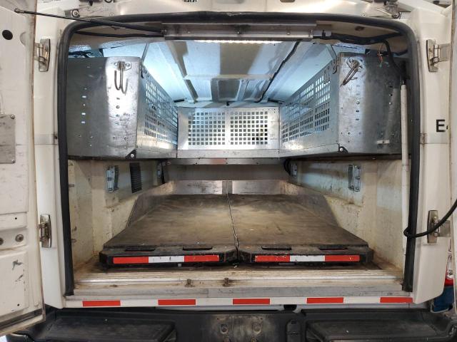 3C6MR5AJ7KG675393 - 2019 RAM 2500 TRADESMAN Biały zdjęcie 10