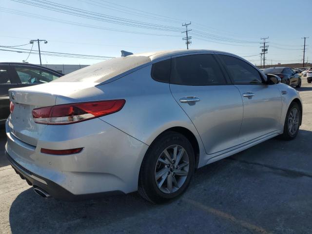 5XXGT4L3XKG323539 - 2019 KIA OPTIMA LX SILVER photo 3