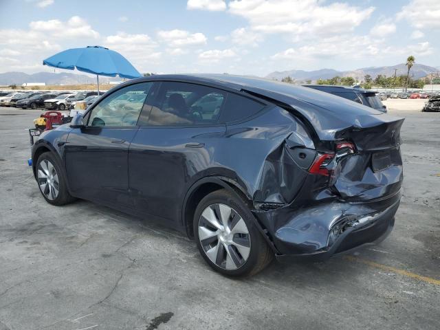 7SAYGDEE3RA222881 - 2024 TESLA MODEL Y GRAY photo 2