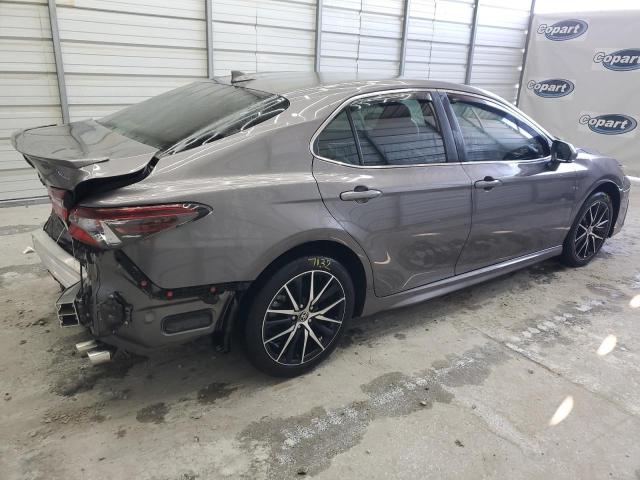 4T1T11AKXRU844371 - 2024 TOYOTA CAMRY SE NIGHT SHADE GRAY photo 3