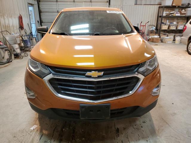 2GNAXHEV4J6134061 - 2018 CHEVROLET EQUINOX LS ORANGE photo 5