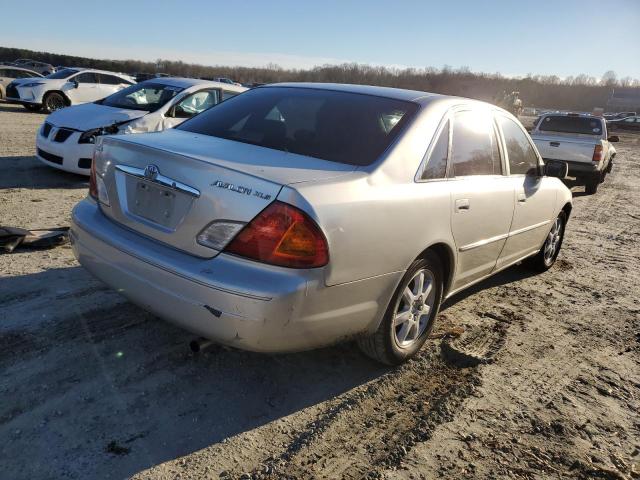 4T1BF28B7YU073391 - 2000 TOYOTA AVALON XL SILVER photo 3