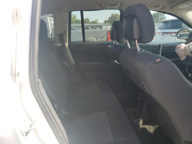 1C4NJCBB9ED587074 - 2014 JEEP COMPASS SPORT 白色 照片 10