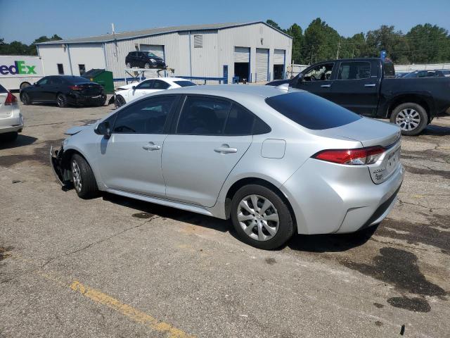 5YFEPMAE3NP300891 - 2022 TOYOTA COROLLA LE ვერცხლისფერი ფოტო 2